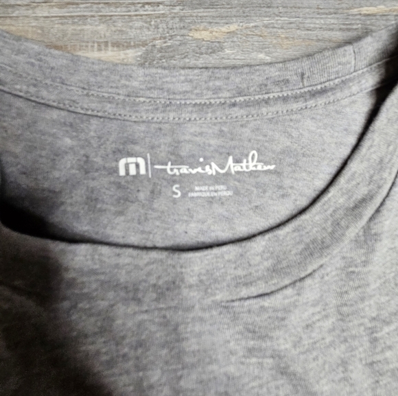 Travis Mathew Men's Small Gray tshirt No Working During Drinking Hours - Picture 3 of 4